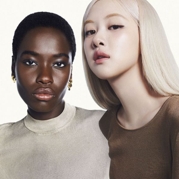 YVES SAINT LAURENT All Hours Glow Kreminė pudra