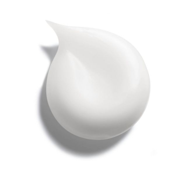 CHANEL La Crème Main Texture Riche Maitinamasis, apsauginis ir šviesinamasis rankų kremas