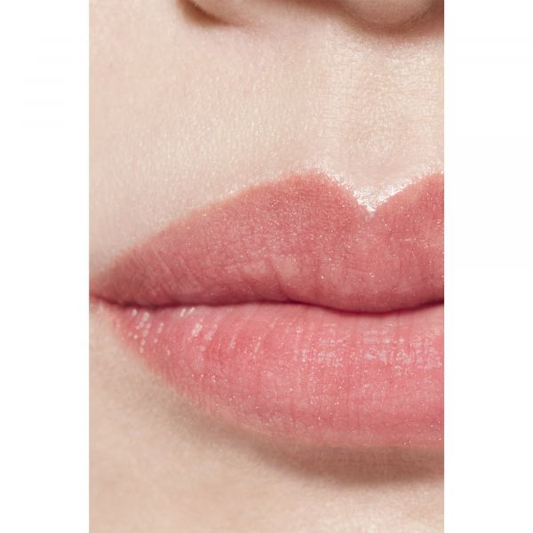 CHANEL ROUGE COCO BAUME SATIN Lūpų balzamas su atspalviu