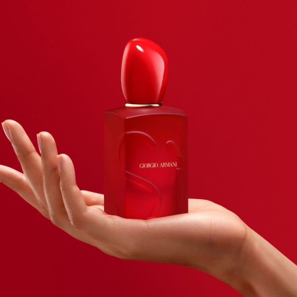 GIORGIO ARMANI Sì Passione Red Bloom Purškiamas kvapusis vanduo