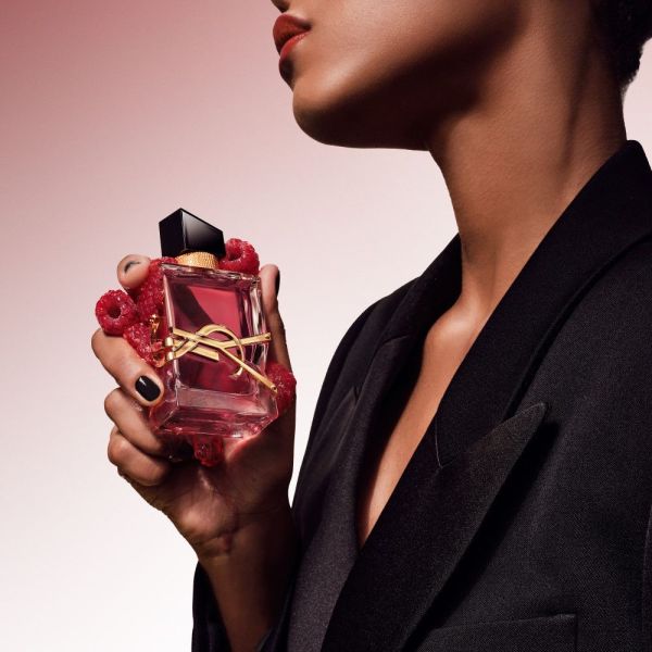 YVES SAINT LAURENT Libre Berry Crush Purškiamas kvapusis vanduo