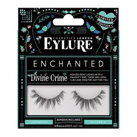 False eyelashes