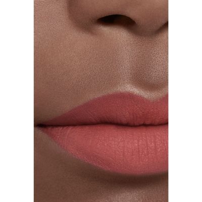 CHANEL ROUGE ALLURE LIQUID VELVET Kreminės, skystos tekstūros matiniai lūpų dažai 