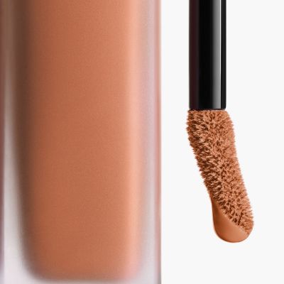 CHANEL ROUGE ALLURE LIQUID VELVET  Kreminės, skystos tekstūros matiniai lūpų dažai 