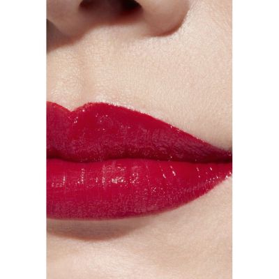 CHANEL Rouge Coco Intensyviai drėkinamieji lūpų dažai
