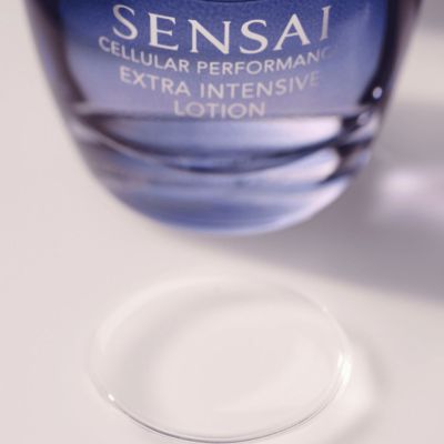 SENSAI Cellular Performance Extra Intensive Lotion Gaivinamasis losjonas veidui