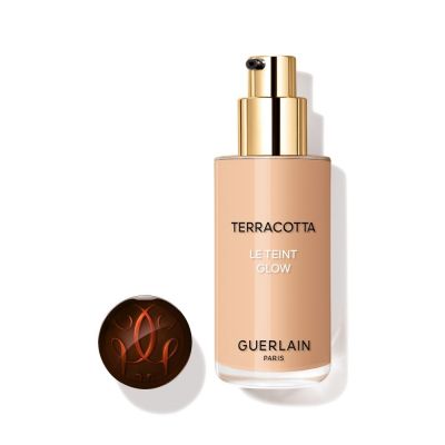GUERLAIN TERRACOTTA HEALTHY GLOW FOUNDATION Sveiko švytėjimo suteikianti, drėkinanti ir ilgai išliekanti kreminė pudra