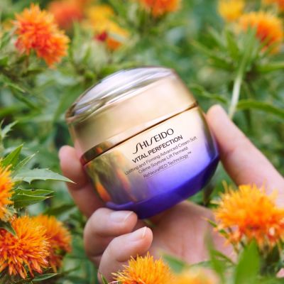 SHISEIDO Vital Perfection Uplifting and Firming Advanced Cream Soft Jauninamasis veido kremas