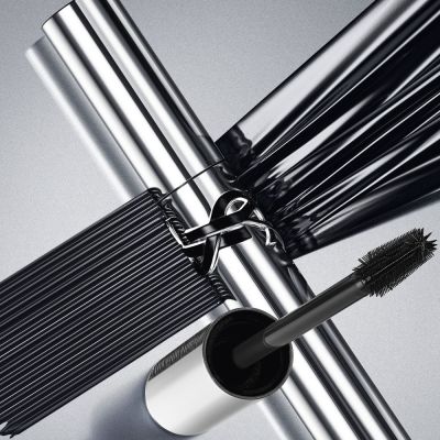 YVES SAINT LAURENT Lash Latex Ilginamasis blakstienų tušas