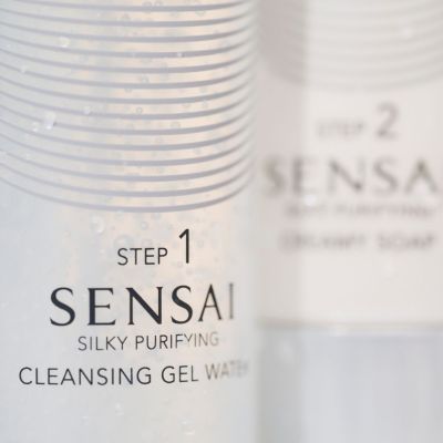 SENSAI SILKY PURIFYING CLEANSING GEL WATER Valomasis gelis