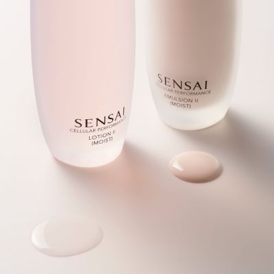 SENSAI Cellular Performance Lotion II Drėkinamasis veido losjonas normaliai sausai odai