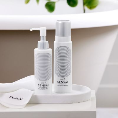 SENSAI Silky Purifying Cleansing Milk Valomasis pienelis