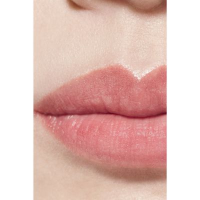 CHANEL ROUGE COCO BAUME SATIN Lūpų balzamas su atspalviu