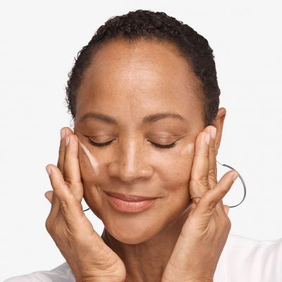 CLINIQUE Smart Night Clinical_ MD Multi-Dimensional Repair Treatment Retinol Skin treatment