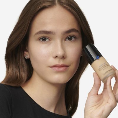 GIORGIO ARMANI BEAUTY Designer Glow Kreminė pudra