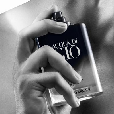 GIORGIO ARMANI Acqua di GiÒ Intensyvus purškiamas kvapusis vanduo
