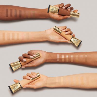 ESTÉE LAUDER Futurist Hydra Rescue Moisturizing Makeup SPF 45 Kreminė pudra