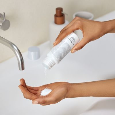 SENSAI Silky Purifying Silk Peeling Powder Veido šveitiklis