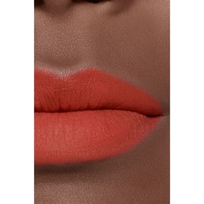 CHANEL ROUGE ALLURE LIQUID VELVET Kreminės, skystos tekstūros matiniai lūpų dažai 