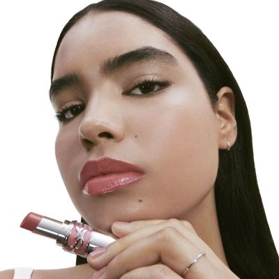 YVES SAINT LAURENT Loveshine Wet Shine Blizgūs drėkinamieji lūpų dažai