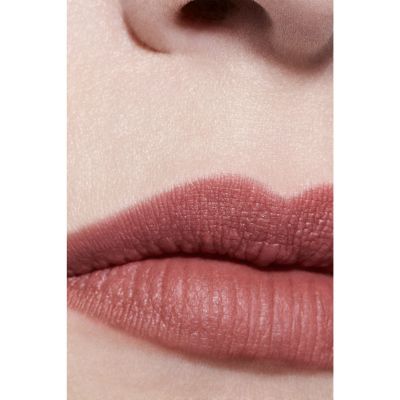 CHANEL Rouge Allure Velvet Švytintys matiniai lūpų dažai