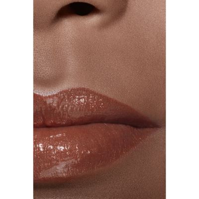 CHANEL ROUGE COCO FLASH Spalva, švytėjimas, ryškumas akimirksniu
