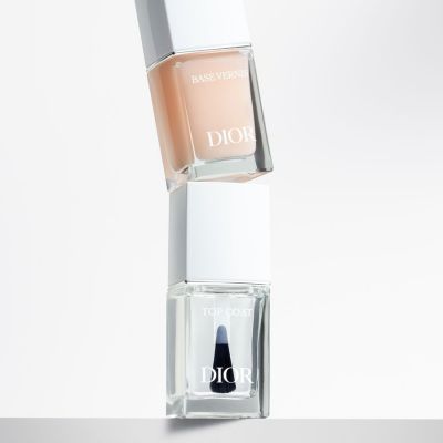 DIOR  Apsauginis. lyginamasis nagų lako pagrindas