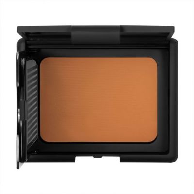 Cream compact foundation