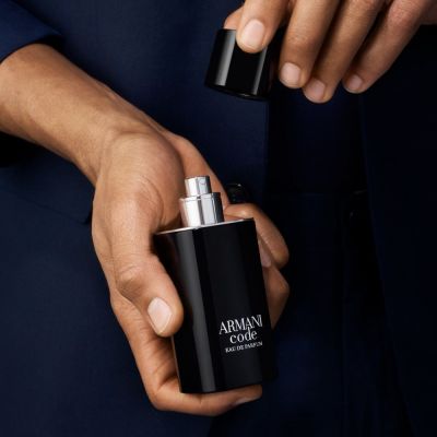 GIORGIO ARMANI Code Le Parfum Purškiamas kvapusis vanduo (keičiamas)
