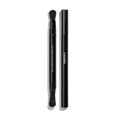 CHANEL DUAL-ENDED EYESHADOW BRUSH N°200 Įtraukiamas dvipusis akių šešėlių šepetėlis