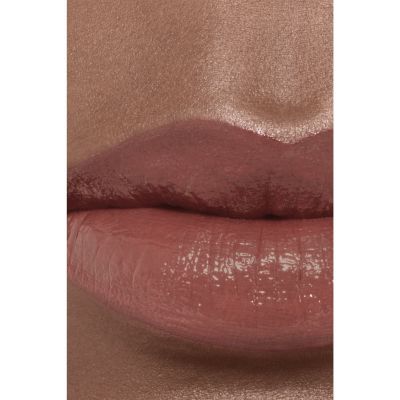 CHANEL Rouge Coco Bloom Drėkinantys ir putlinantys lūpų dažai