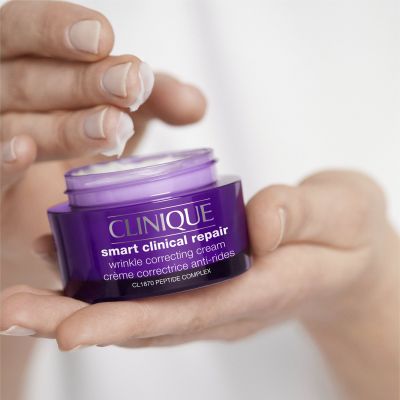 CLINIQUE Clinique Smart Clinical Repair_ Wrinkle Correcting Cream Jauninamasis veido kremas
