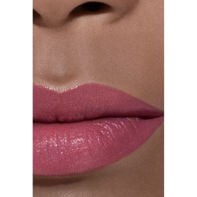 CHANEL Rouge Coco Intensyviai drėkinamieji lūpų dažai