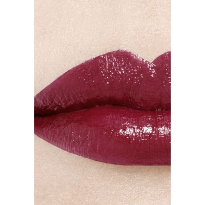 CHANEL Rouge Coco Bloom Drėkinantys ir putlinantys lūpų dažai