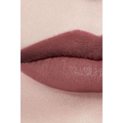 CHANEL ROUGE ALLURE VELVET NUIT BLANCHE Švytintys matiniai lūpų dažai. Limituoto leidimo matinė pakuotė