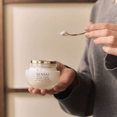 SENSAI Total Form Expert Cream Veido kremas nuo raukšlių