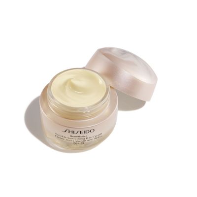 SHISEIDO Benefiance Wrinkle Smoothing Day Cream Veido kremas nuo raukšlių