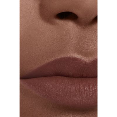 CHANEL ROUGE ALLURE LIQUID VELVET  Kreminės, skystos tekstūros matiniai lūpų dažai 
