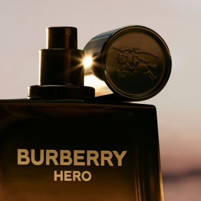BURBERRY Hero Elixir De Parfum Eliksyras