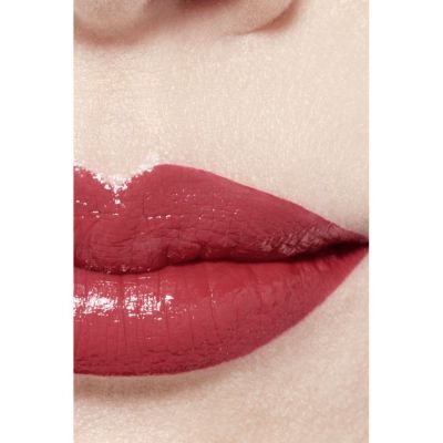 CHANEL Rouge Allure Laque Ypač ilgai išliekantys, spindintys skysti lūpų dažai