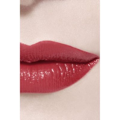 CHANEL Rouge Allure Laque Ypač ilgai išliekantys, spindintys skysti lūpų dažai