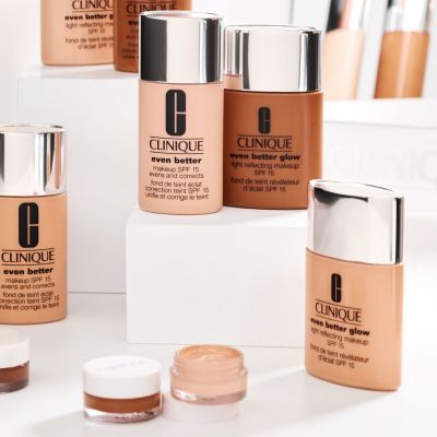 CLINIQUE Even Better Makeup SPF 15 Kreminė pudra