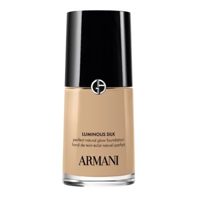 GIORGIO ARMANI BEAUTY Luminous Silk Natural glow radiant foundation
