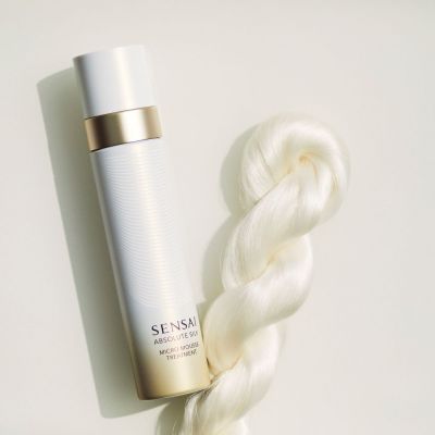 SENSAI Absolute Silk Micro Mousse Treatment Drėkinamasis losjonas-putos