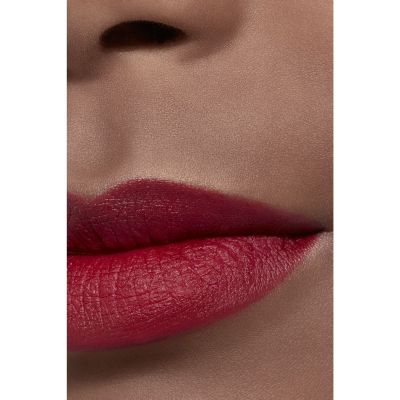 CHANEL ROUGE ALLURE VELVET  Išskirtinis kūrinys - ribotas leidimas. Intensyvūs lūpų dažai