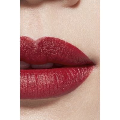 CHANEL ROUGE ALLURE VELVET  Išskirtinis kūrinys - ribotas leidimas. Intensyvūs lūpų dažai