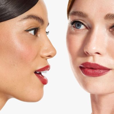 CLINIQUE Chubby Stick™ Moisturizing Lip Balm Lūpų balzamas su atspalviu
