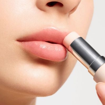 SENSAI Total Lip Treatment  Stick Lūpų kremas
