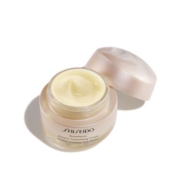 SHISEIDO Benefiance Wrinkle Smoothing Enriched Cream Maitinamasis veido kremas nuo raukšlių