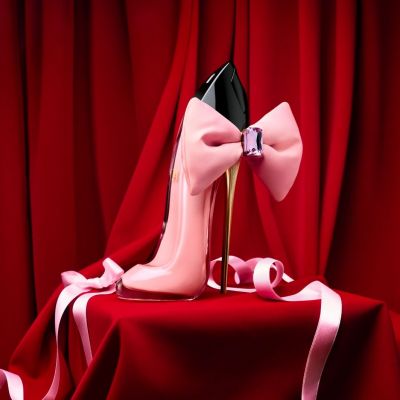 CAROLINA HERRERA Good Girl Blush Bowtastic Purškiamas kvapusis vanduo